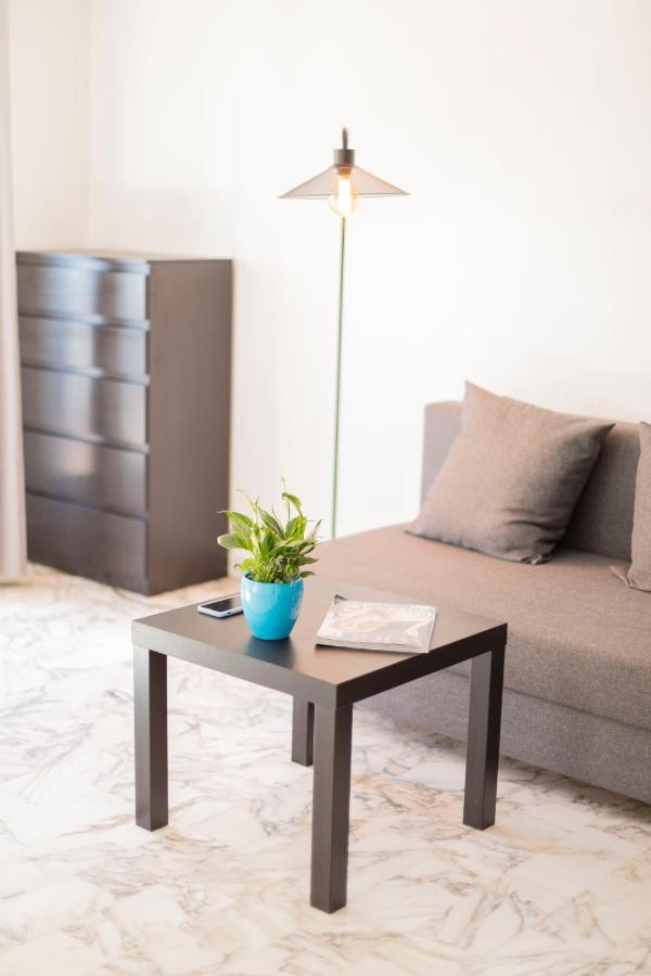 With Terrace And Sea View, 10 Min To The Appartement